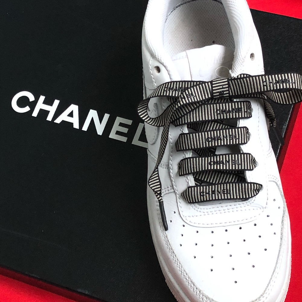 Auth Chanel ribbon for one piece